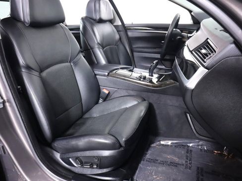 Used 2013 BMW 535i xDrive Sedan image 43