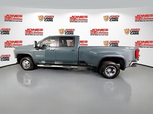 Used 2025 Chevrolet Silverado 3500 LT w/ Safety Package image 14