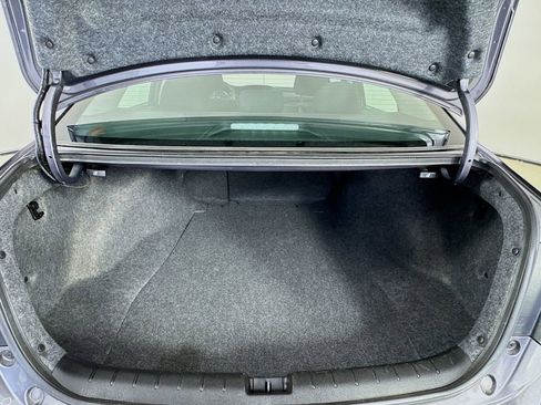 Used 2017 Honda Accord EX image 31