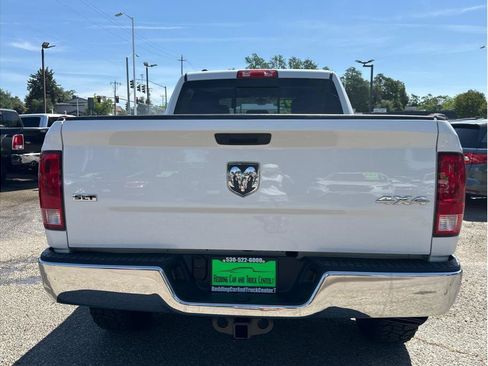 Used 2020 RAM 1500 Classic SLT AWD/4WD image 6