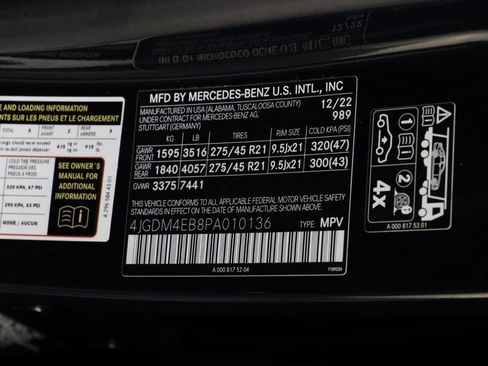 Used 2023 Mercedes-Benz EQS 580 4MATIC SUV image 28