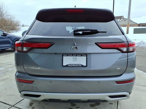 Used 2024 Mitsubishi Outlander SE image 6