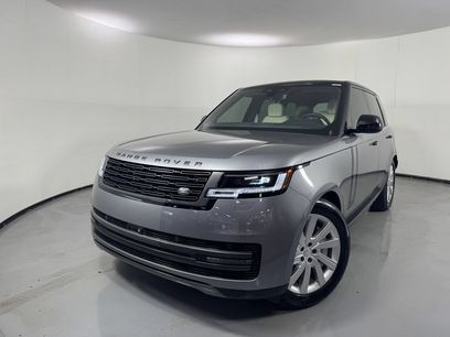 Used 2025 Land Rover Range Rover SE