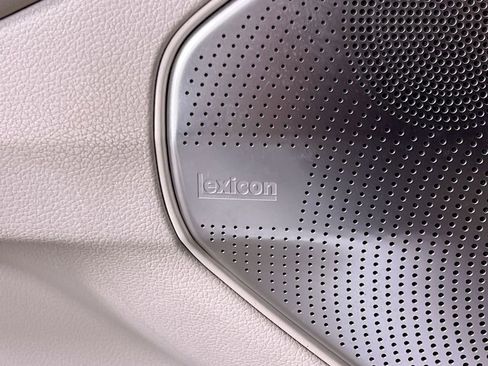 Used 2020 Genesis G90 3.3T Premium image 33