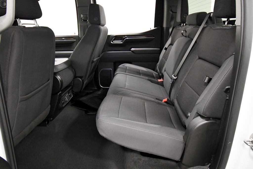 Used 2024 GMC Sierra 1500 Elevation w/ X31 Off-Road Package AWD/4WD image 15