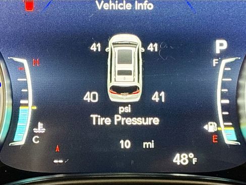 New 2026 Chrysler Pacifica Limited image 14