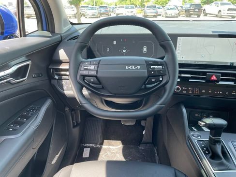 New 2026 Kia Sportage SX AWD/4WD image 13