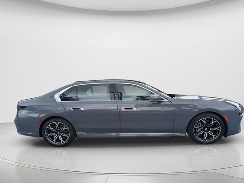 New 2026 BMW i7 eDrive50 w/ Executive Package RWD image 4