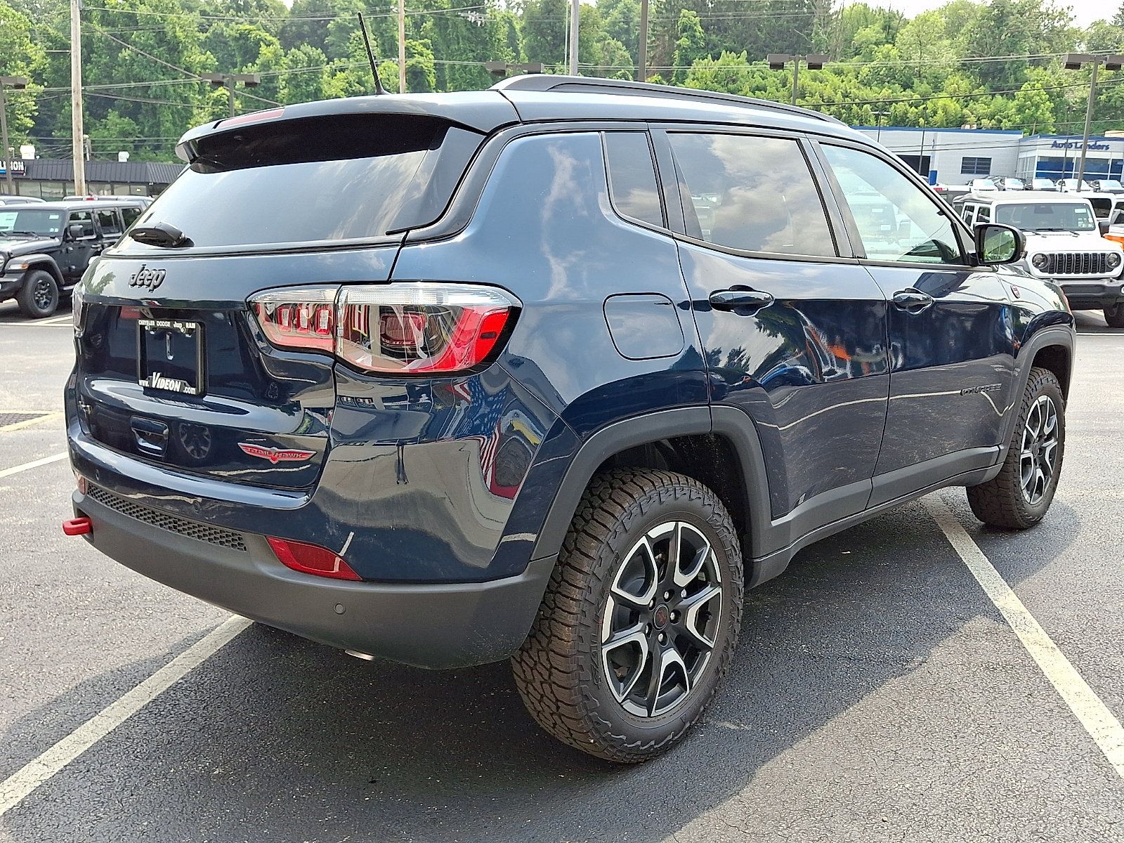 New 2026 Jeep Compass Trailhawk AWD/4WD image 3