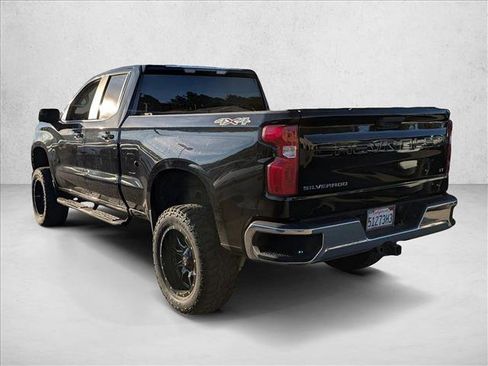 Used 2020 Chevrolet Silverado 1500 LT w/ Trailering Package image 6