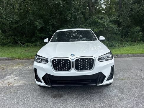Used 2025 BMW X4 xDrive30i w/ Premium Package AWD/4WD image 2