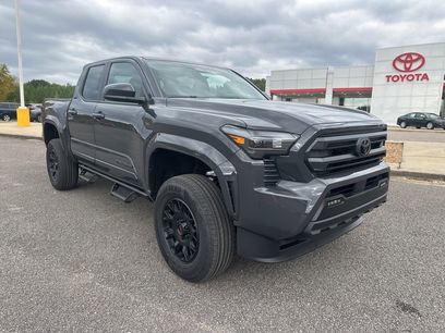 New 2025 Toyota Tacoma SR5