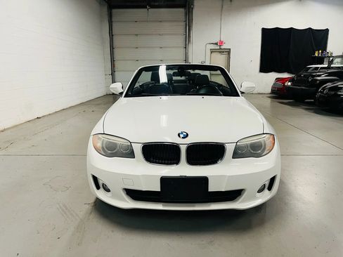 Used 2013 BMW 128i Convertible image 2