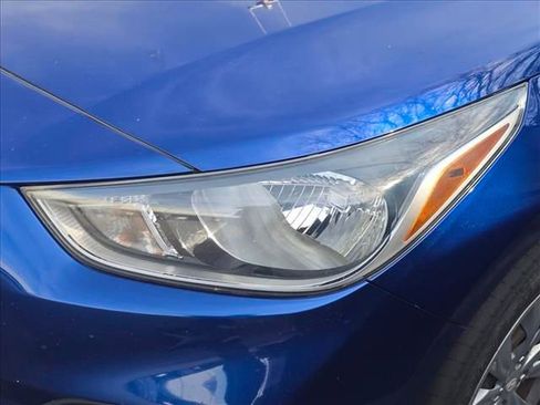 Used 2020 Hyundai Accent SE FWD image 7