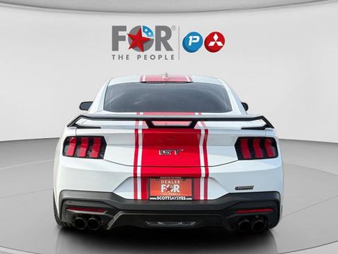 Used 2025 Ford Mustang GT Premium RWD image 10