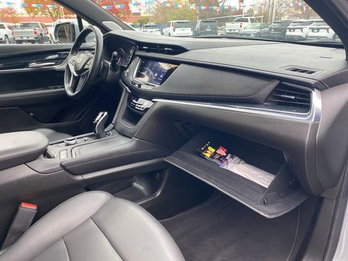Used 2025 Cadillac XT5 Premium Luxury image 26