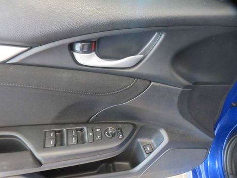 Used 2018 Honda Civic EX image 14