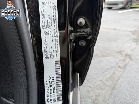 Certified 2025 RAM 1500 Big Horn AWD/4WD image 24