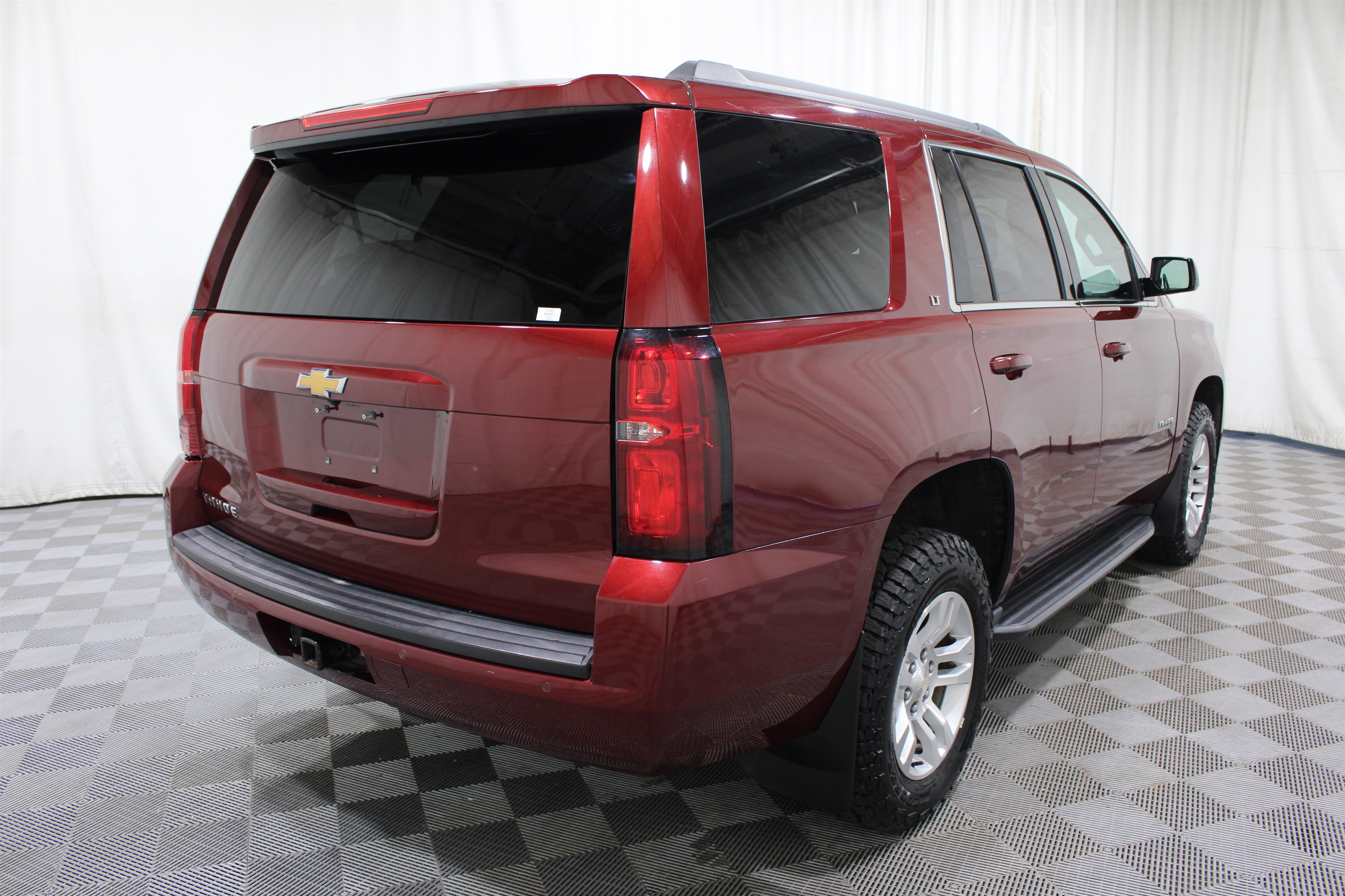 Used 2017 Chevrolet Tahoe LT AWD/4WD image 32