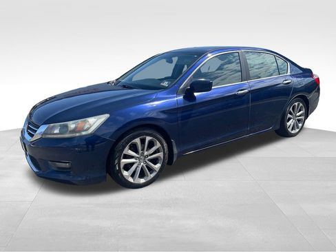 Used 2015 Honda Accord Sport image 3