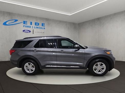 Used 2022 Ford Explorer XLT w/ Class IV Trailer Tow Package image 5