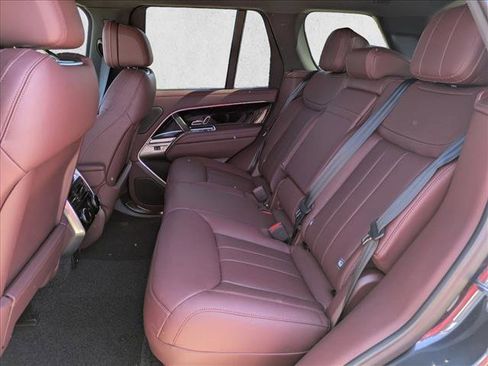 New 2025 Land Rover Range Rover SE image 16