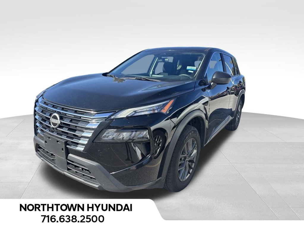 Used 2024 Nissan Rogue S FWD image 1