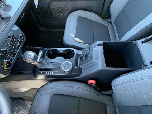 New 2025 Ford Bronco 4-Door image 34