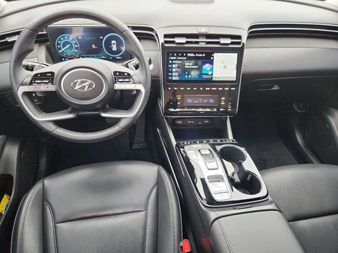 Used 2024 Hyundai Tucson Limited image 17