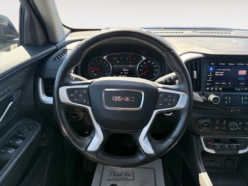 Used 2022 GMC Terrain SLT w/ Tech Package AWD/4WD image 12