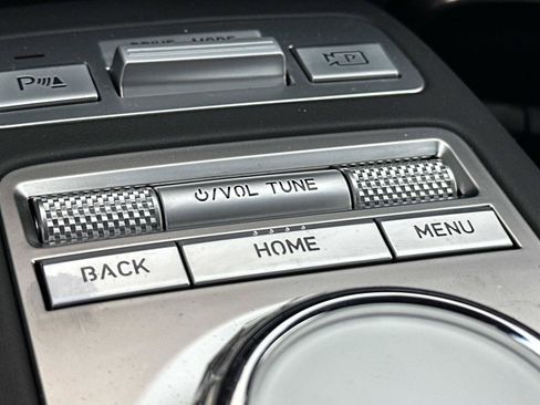 Used 2024 Genesis GV70 3.5T Sport w/ Sport Advanced Package AWD/4WD image 15