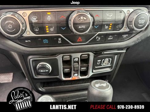Used 2024 Jeep Wrangler High Altitude image 41