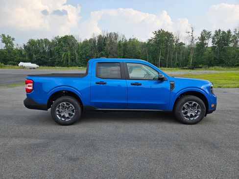 New 2025 Ford Maverick XLT w/ XLT Luxury Package image 2