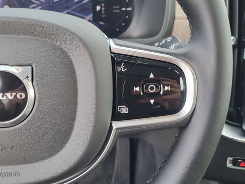 New 2026 Volvo XC90 T8 Plus image 13