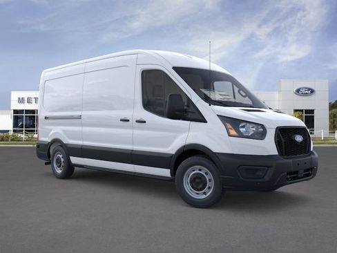 New 2026 Ford Transit 250 148 Medium Roof w/ Load Area Protection Package RWD image 7
