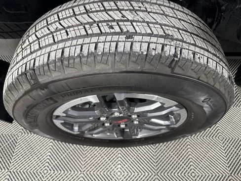 Used 2024 Toyota Tacoma TRD Sport image 11