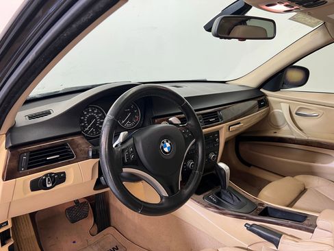 Used 2010 BMW 328i 328i image 4