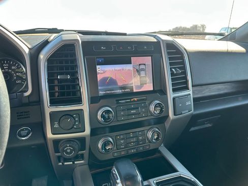 Used 2020 Ford F150 Lariat w/ Equipment Group 502A Luxury image 17