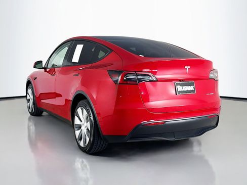 Used 2022 Tesla Model Y Long Range AWD/4WD image 5