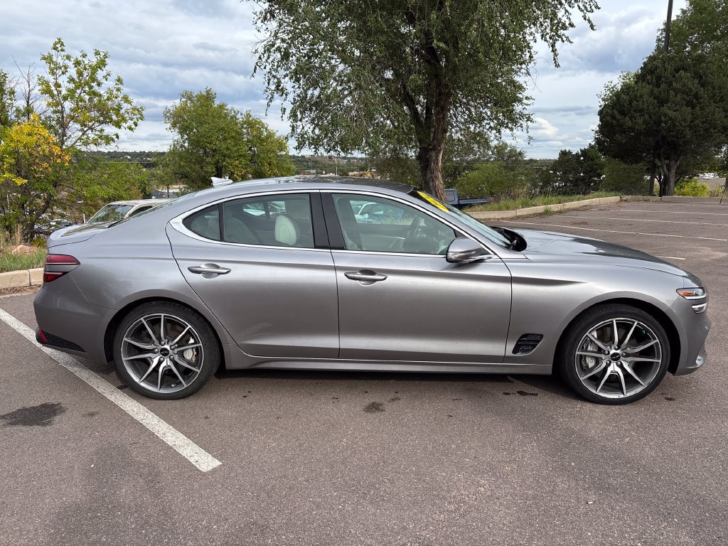 Used 2024 Genesis G70 2.5T AWD/4WD image 4