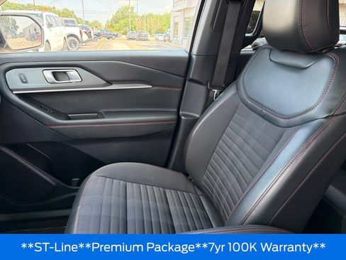 Used 2025 Ford Explorer ST-Line w/ Premium Package AWD/4WD image 27