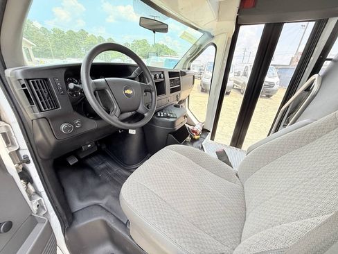 Used 2014 Chevrolet Express 3500 w/ School Bus Package RWD image 7