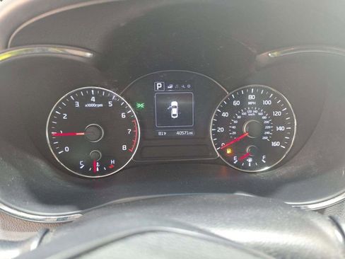 Used 2018 Kia Forte S FWD image 3