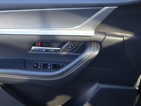 Used 2025 MAZDA CX-90 3.3 Turbo w/ Premium Sport Pkg image 16