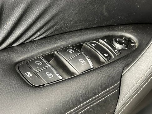 Used 2015 INFINITI QX80 Luxe w/ 22" Wheel Package image 23