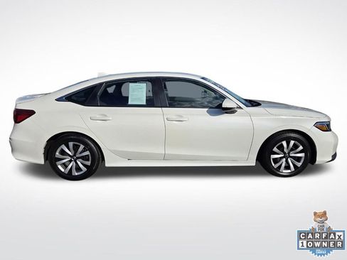 Used 2025 Honda Civic LX image 9