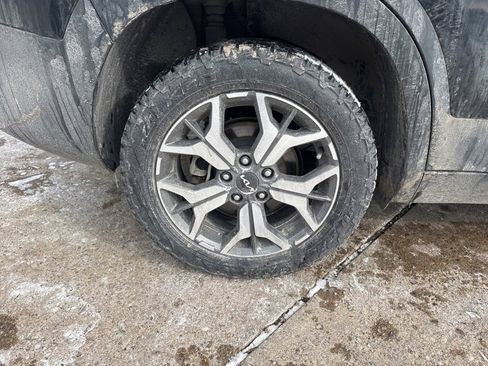 Used 2022 Kia Seltos EX image 7