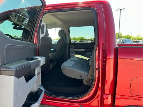 Used 2024 Ford F250 XLT w/ XLT Premium Package AWD/4WD image 20