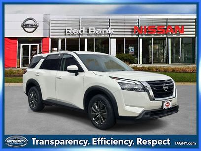 Certified 2024 Nissan Pathfinder SV