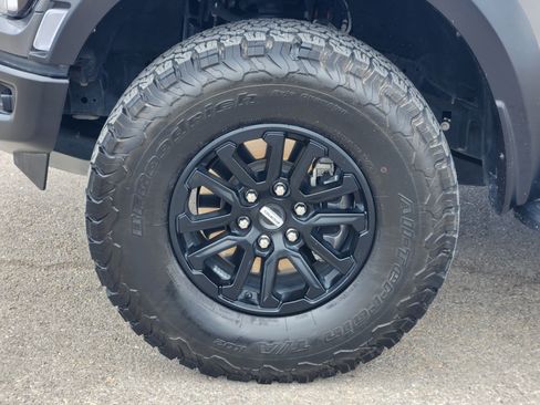 Used 2025 Ford F150 Raptor AWD/4WD image 10